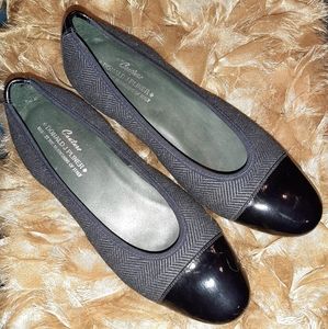 Donald J Pilner Couture flats. 6.5M